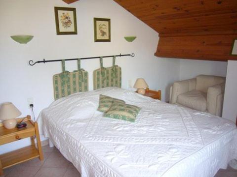 Saint-Andiol Les Cigales B&B 객실 사진