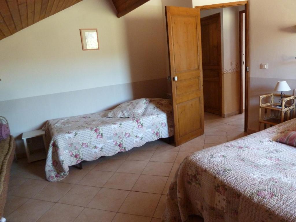 Saint-Andiol Les Cigales B&B 외부 사진